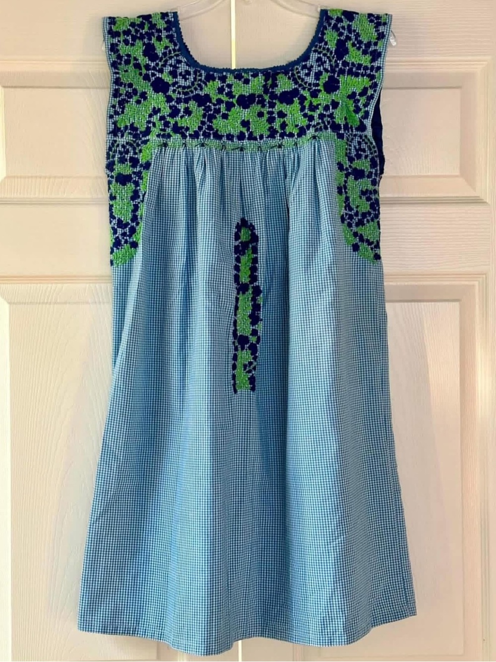 EUC Mi Golondrina blue and green Flores Dress with  embroidery size small